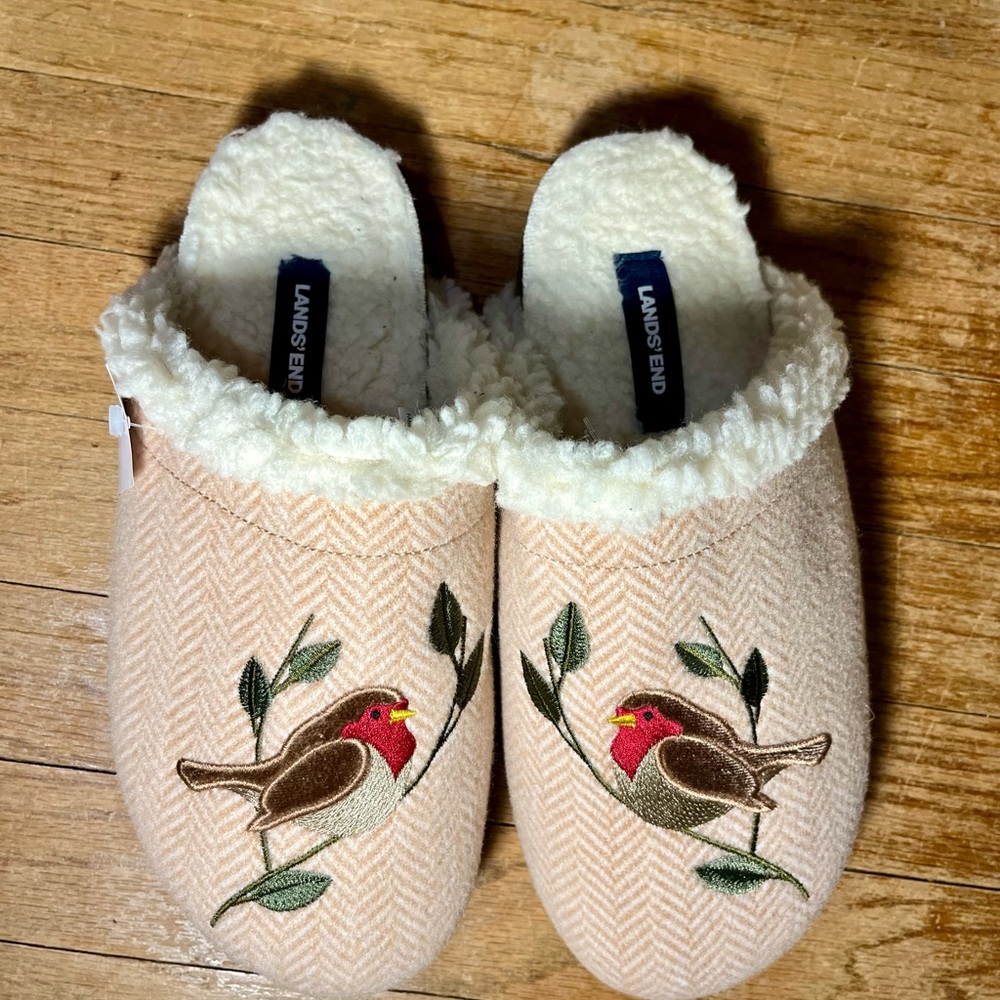 Lands' End Pink Bird Embroidered Slippers
